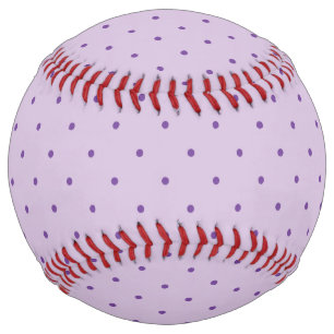 Balle De Softball Motif de Polka pourpre minuscule sur violet clair