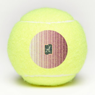 Balle de tennis verticale à dégradé rose avec mono