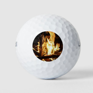 Balles De Golf A travers les flammes