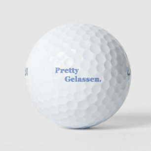 Balles De Golf Boule de golf toujours détendue pour les seniors.