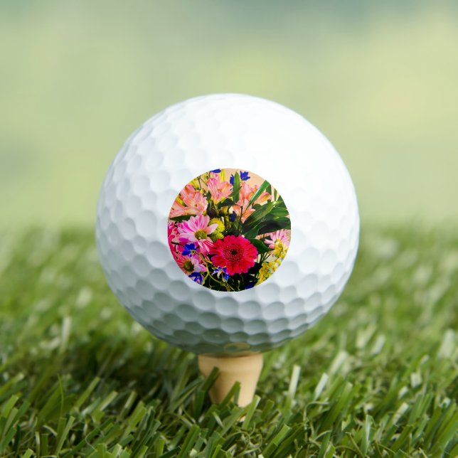 Balles De Golf Bouquet Floral Bouquet Golf Balls (T-shirt Insitu)