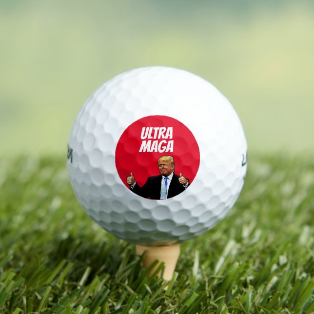 BALLES DE GOLF DE DONALD TRUMP ULTRA MAGA (T-shirt Insitu)