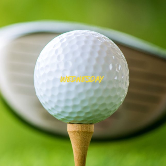 Balles De Golf Lettering Design 'Wednesday' in Yellow (Créateur téléchargé)