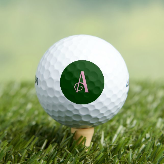 Balles De Golf Monogramme rose chic personnalisé initial vert fon (T-shirt Insitu)