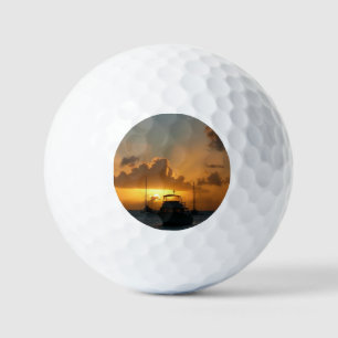 Balles De Golf Navires et Sunset Tropical Seascape
