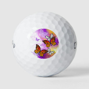 Balles De Golf Papillons Monarque sur Arrière - plan pourpre
