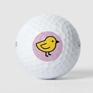 Balles De Golf Poulet Jaune Sur Fond Rose