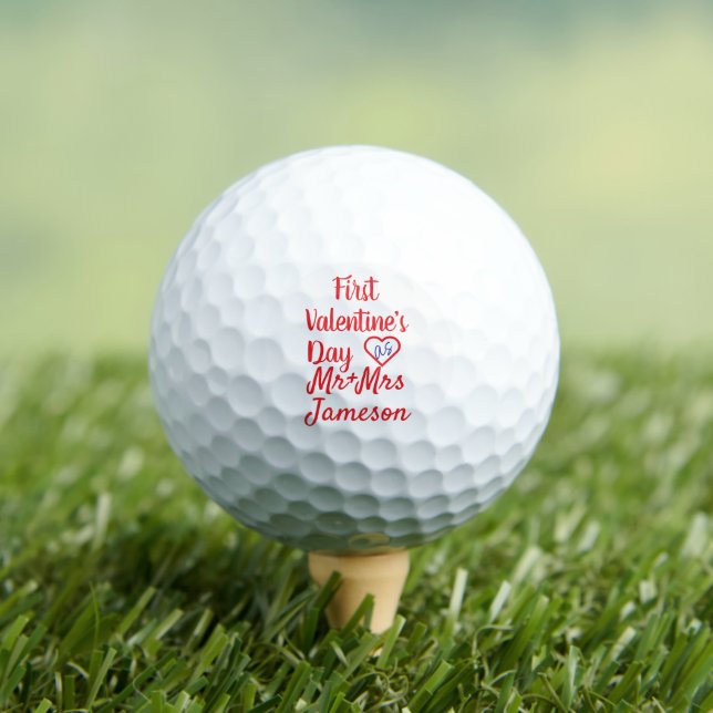 Balles De Golf Red Mr + Mrs. 1st Valentine's Day (T-shirt Insitu)