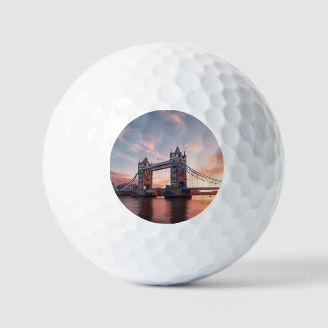 Balles De Golf Tower Bridge, Londres. (Recto)