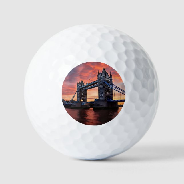 Balles De Golf Tower Bridge, Londres. (Recto)