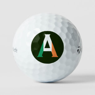 Balles De Golf Un monogramme superposé sur le drapeau irlandais t