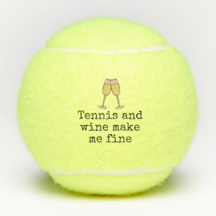 Balles De Tennis Tennis et vin me rendent fin avec du verre de vin