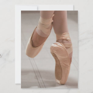 Ballet Dancer en Pointe Feet, Pink Pointe Shoes
