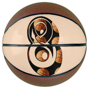 Ballon De Basket Les Joueurs De Basketball Numéro Huit Avec Basketb