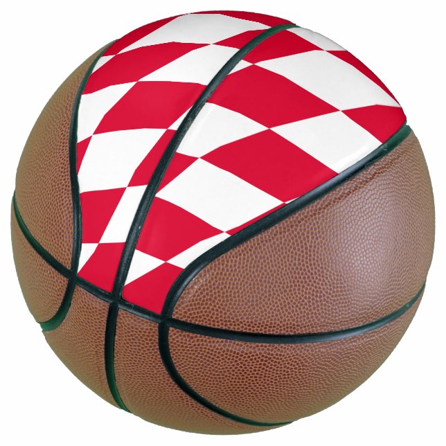 Ballon De Basket Motif du drapeau diamant de Bavière rouge et blanc (Incliné)