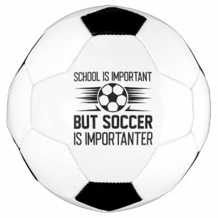 Ballon De Foot L'École Est Importante, Mais Le Football Est Impor