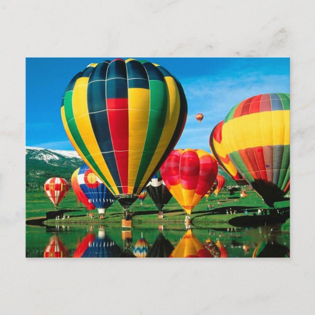 Ballons à air chaud au bord de la carte d'antan du (Devant)