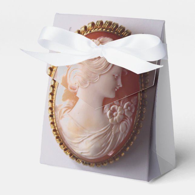 Ballotins Antique Cameo (Verso)
