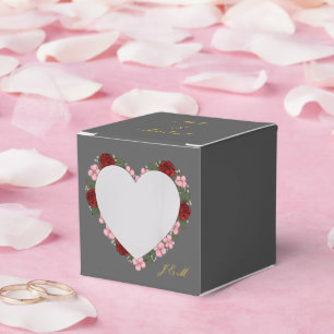 Ballotins Ballottines gris décorées d'un cœur rose