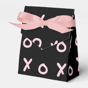 Ballotins Black & Baby Pink X O XO XO XO's Trendy Cute