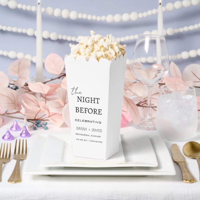 Ballotins Blanc moderne la nuit avant le dîner de répétition (Mariage)