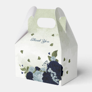 Ballotins bleu poussiéreux et mariage de végétation fleurie 
