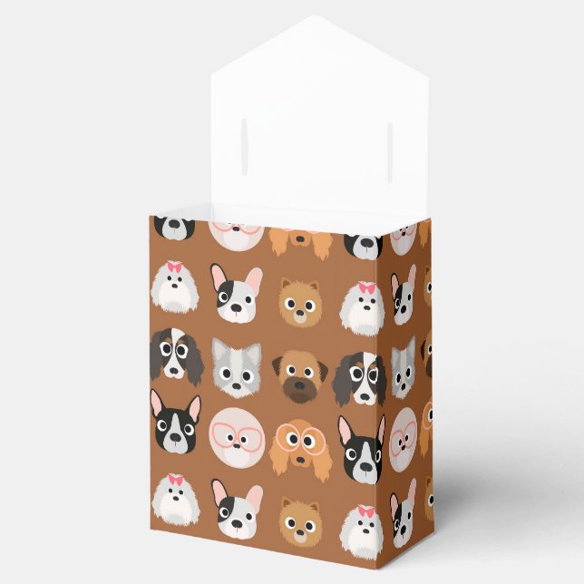 Ballotins Chiens mignons sur Brown (Ouvert)