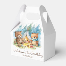 Fête d'anniversaire rustique de Camping Mountain