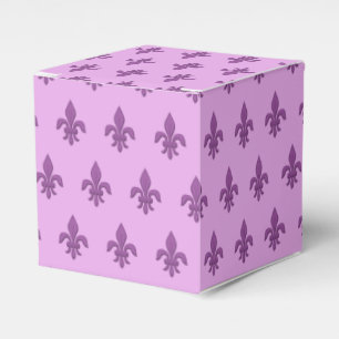Ballotins Fleur de Lis dans le pourpre violet sur la lavande