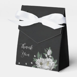 Ballotins fleurs blanches romantiques verdure mariage noir
