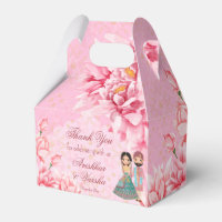 Fleurs de lotus roses avec mignon couple de mariés