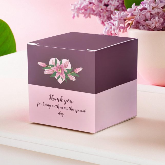 Ballotins Merci Lily à floraison violette/ Joyeux anniversai (Purple Blooming Lily Thank you/ Happy Birthday Favor Boxes)