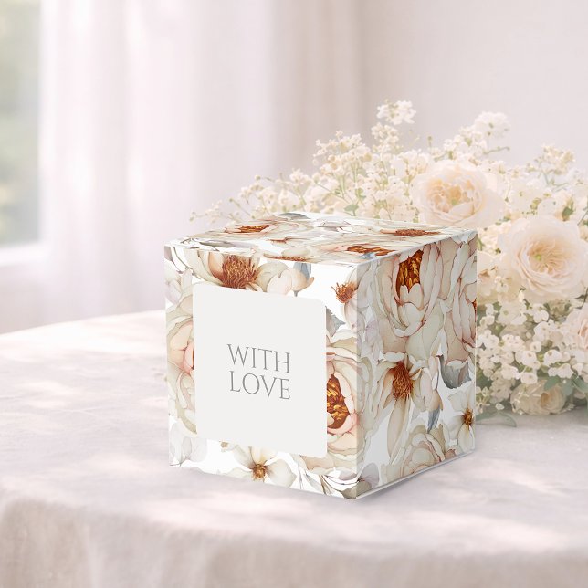 Ballotins Neutral Floral Gift Box with Ivory Peony Pattern (Créateur téléchargé)