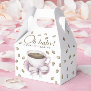 Ballotins Préparation du café et bébé à la douche avec un nœ