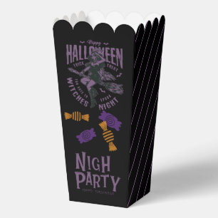Ballotins Sorcière d'Halloween volant sur boîte à maïs noir