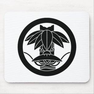 Bamboo and sedge hat in circle mouse pad