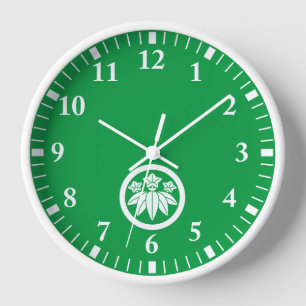 Bamboo-style gentian in circle clock