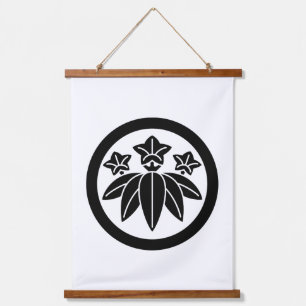 Bamboo-style gentian in circle hanging tapestry