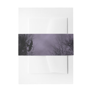 Bandeau De Faire-part Ciel violet hanté avec corbeaux Bandes d'invitatio