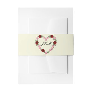 Bandeau d'invitation crème avec un cœur rose 