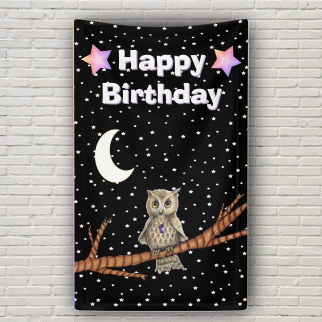 Banderoles Chouette Branche Cristal pourpre Étoiles Lune Anni (Owl on branch moon stars crystal necklace on Happy Birthday black party backdrop.)