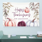 citrouille violet à fleurs à l'automne de remercie