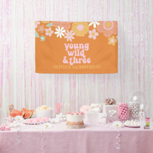 Banderoles Retro Floral Young Wild trois ans