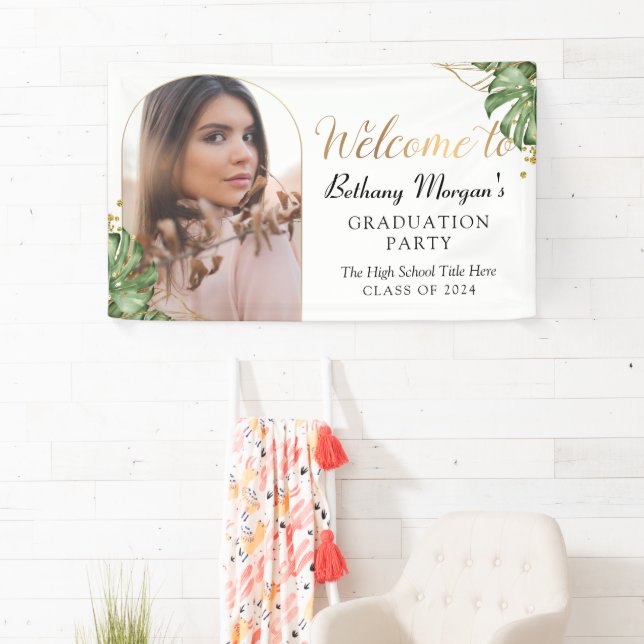 Banderoles Tropical Green Arch Gold Photo Graduation Party (En situation)