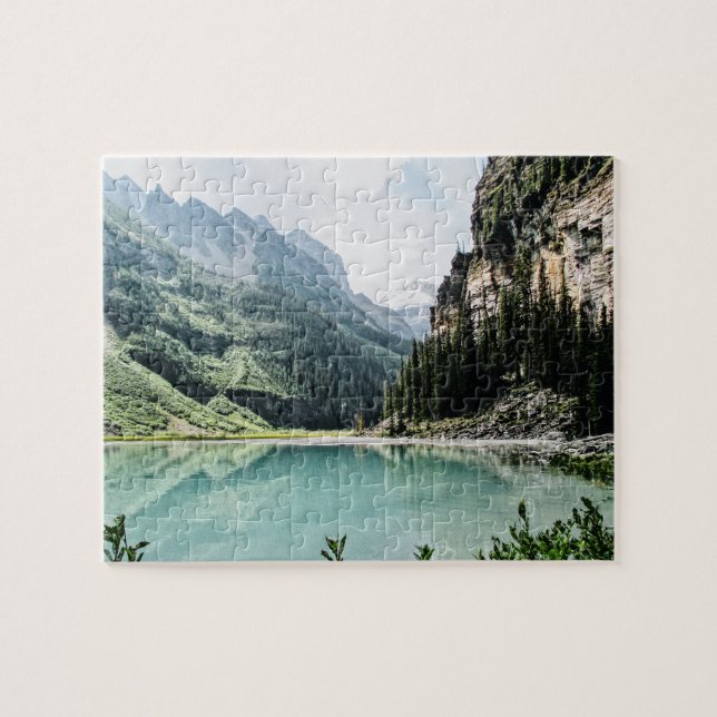 Banff Lake Louise Retro-Style Picture Puzzle (Horizontal)