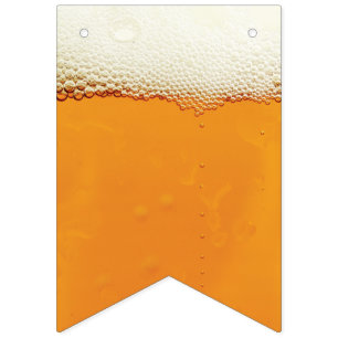 Bannière À Fanions Oktoberfest. De vrais Mains De Bières.