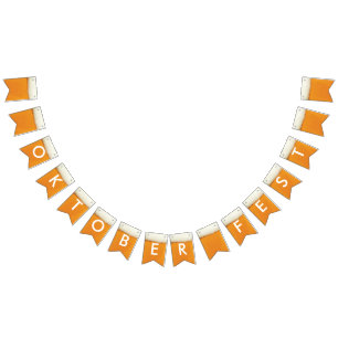 Bannière À Fanions Oktoberfest. De vrais Mains De Bières.