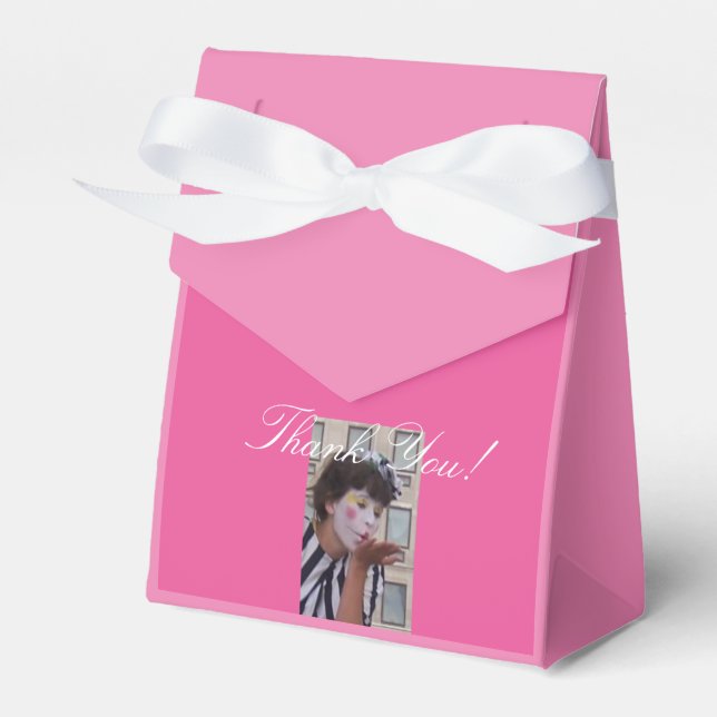 Banquet Trendy Stylish Favor Box (Front Side)