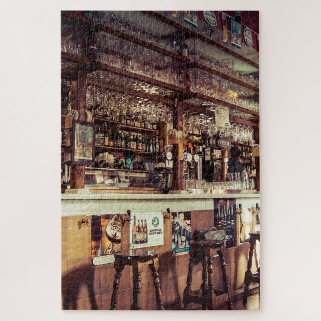 Bar Pub Puzzle (Vertical)