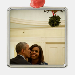 Barack et Michelle Mistletoe - Sq. Ornement